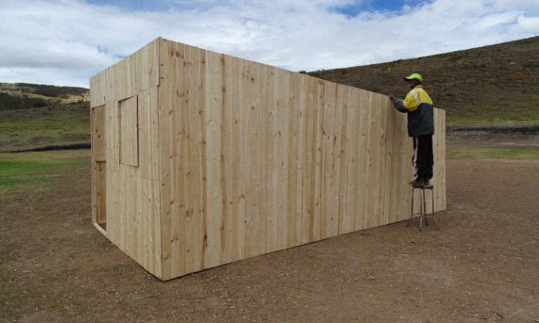 Óscar Moreno Escárraga, "La casa de la frontera", 2015. Montaje. Ciudadela Sucre, Municipio de Soacha.